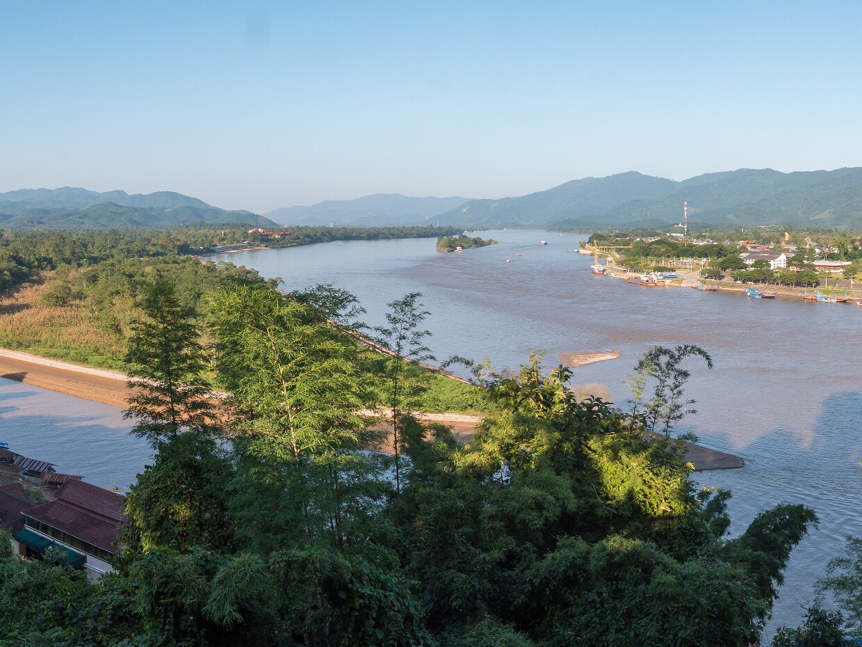 8-Golden Triangle